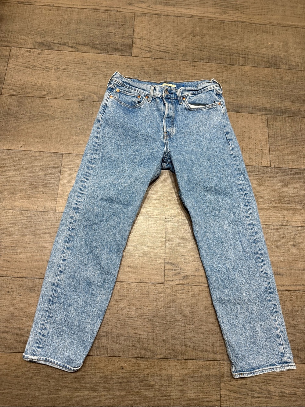 Levi's Women's Straight Leg Light Blue Denim Jeans